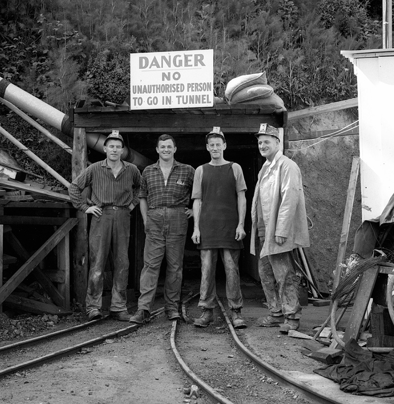 b. Gang, Wilton Road Tunnel