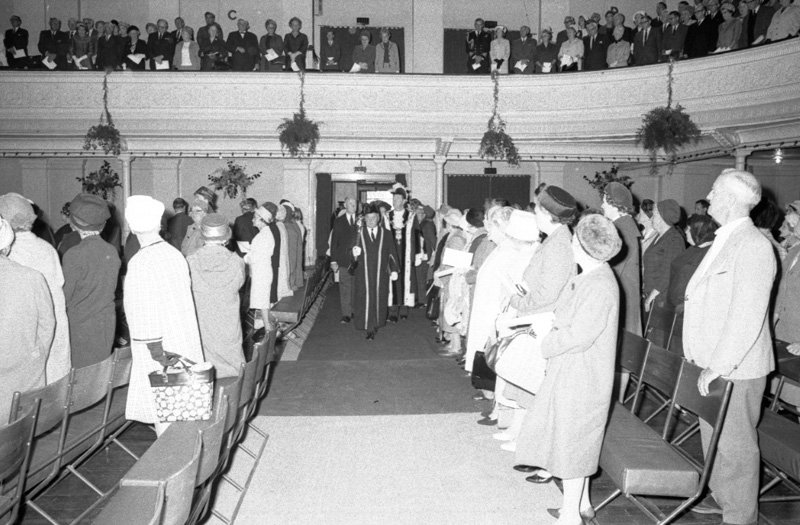 j. Reception, Town Hall, Sir Arthur Porritt