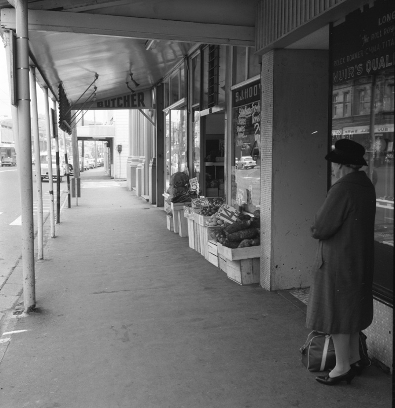b. Fruit shops, Riddiford St