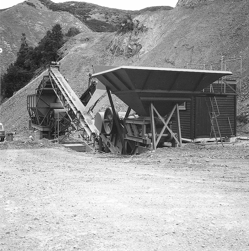 a. New crusher at Kiwi Point Quarry