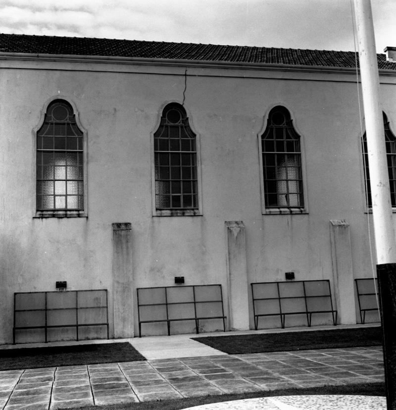 f. Crematorium, Karori Cemetery - cracks in wall