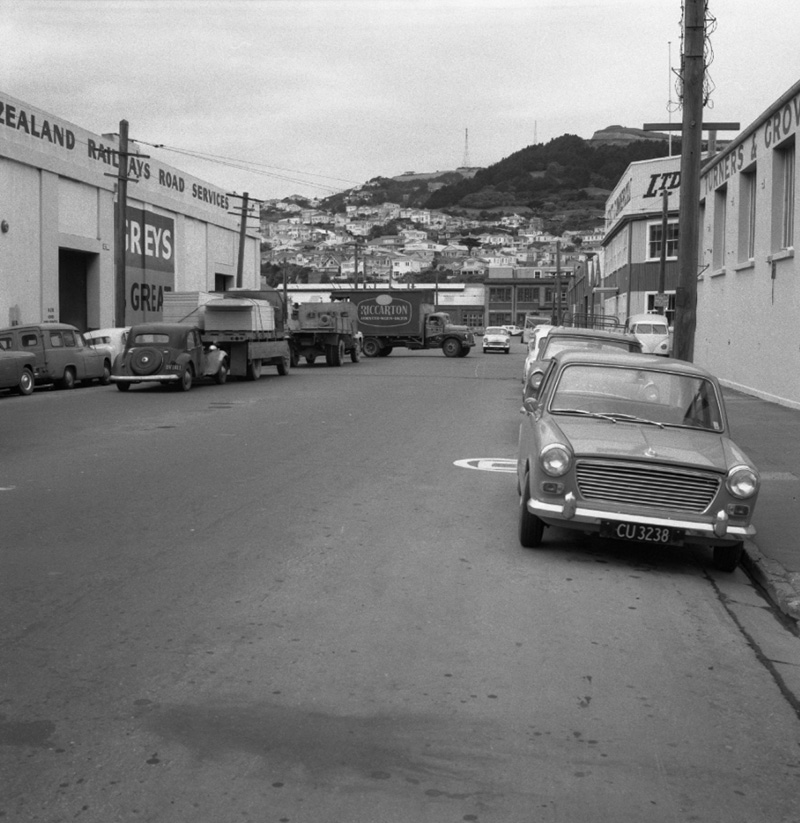 a. Traffic, Cable Street