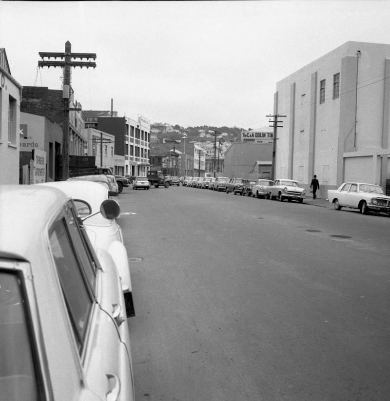 e. Traffic, Cable Street