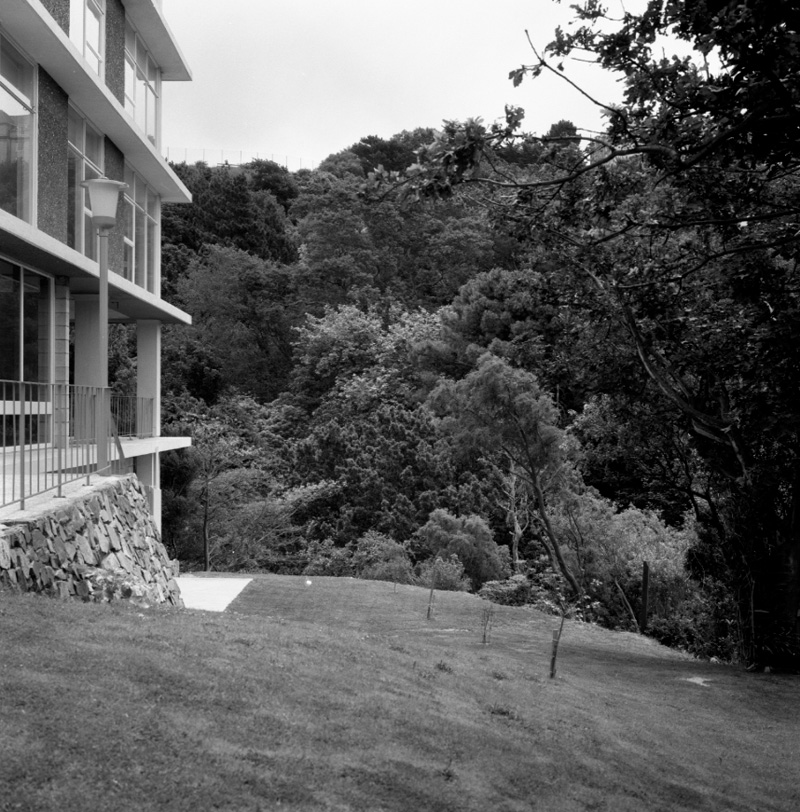 n. Flats, Open Space Surrounding