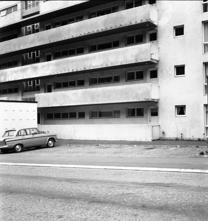 w. Flats, Open Space Surrounding