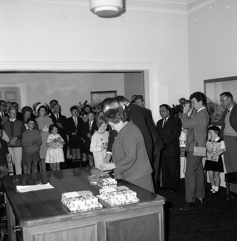 c. Presentation by Mayor, Traffic Safety Week