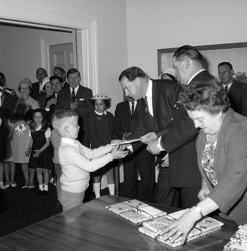 e. Presentation by Mayor, Traffic Safety Week