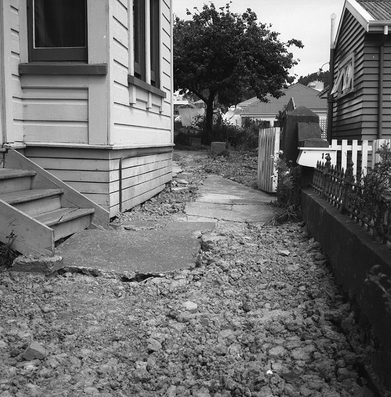 c. No 12 Douro Avenue