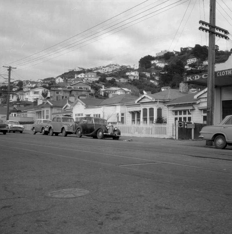 f. Bay Road