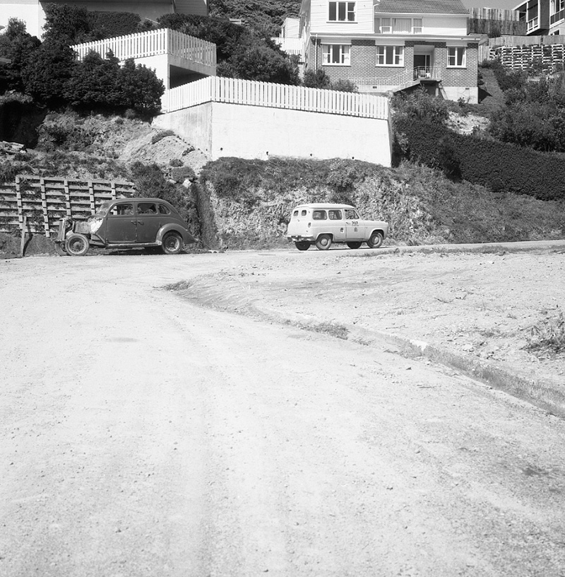 f. Cecil Road (F. Miles)