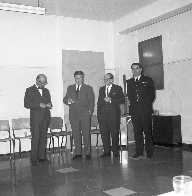 e. Reception, traffic house