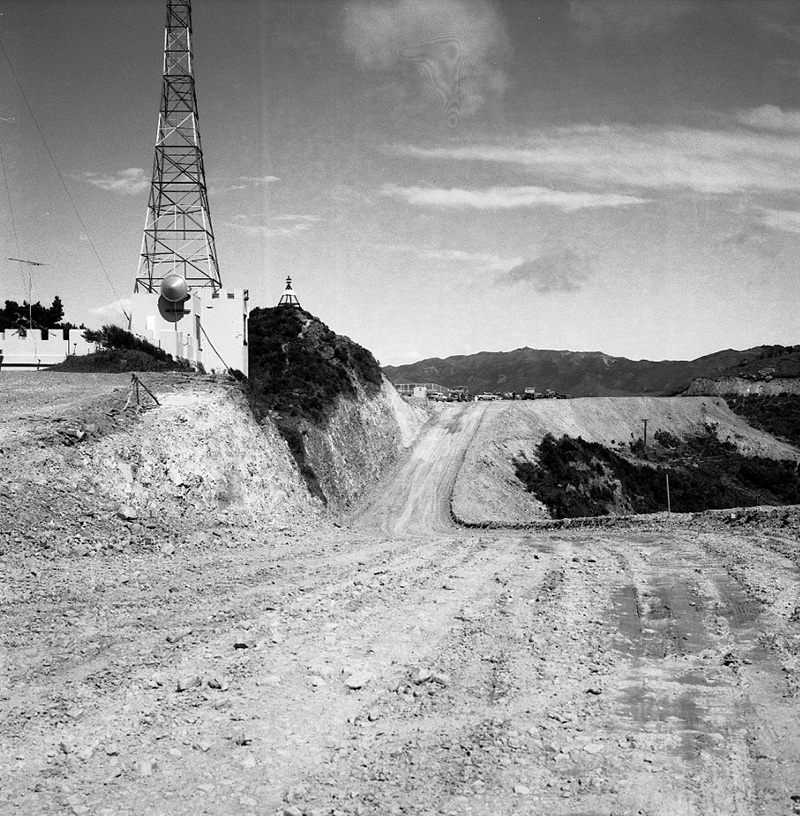 b. Scenic road, Mount Victoria