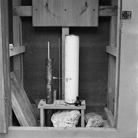 b. Views of drainage recorder