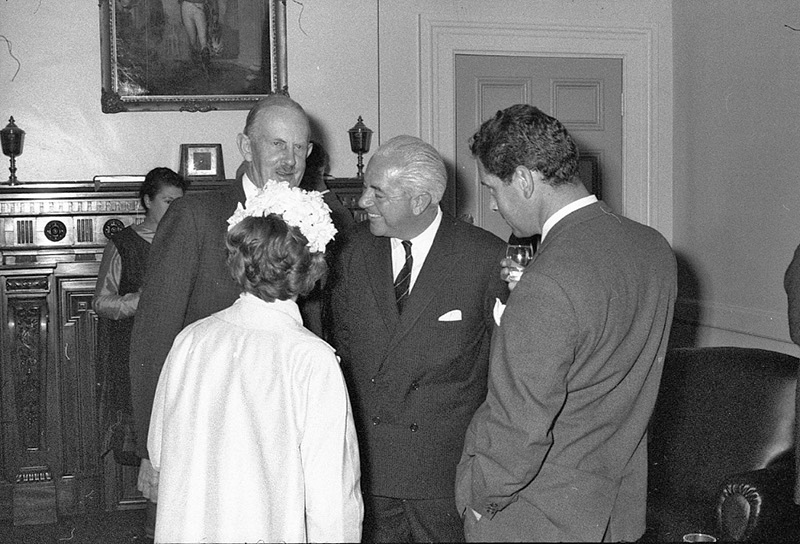 j. Reception, Mr Holt, Australian Prime Minister