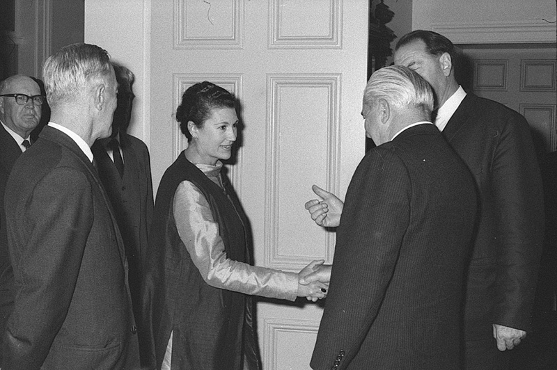 v. Reception, Mr Holt, Australian Prime Minister