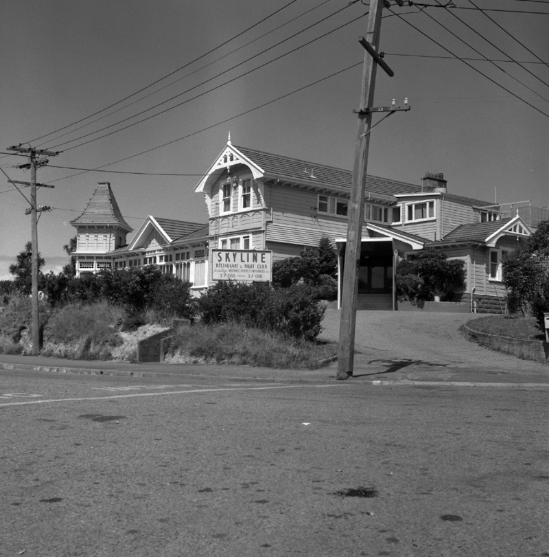 k. Skyline Restaurant, Kelburn