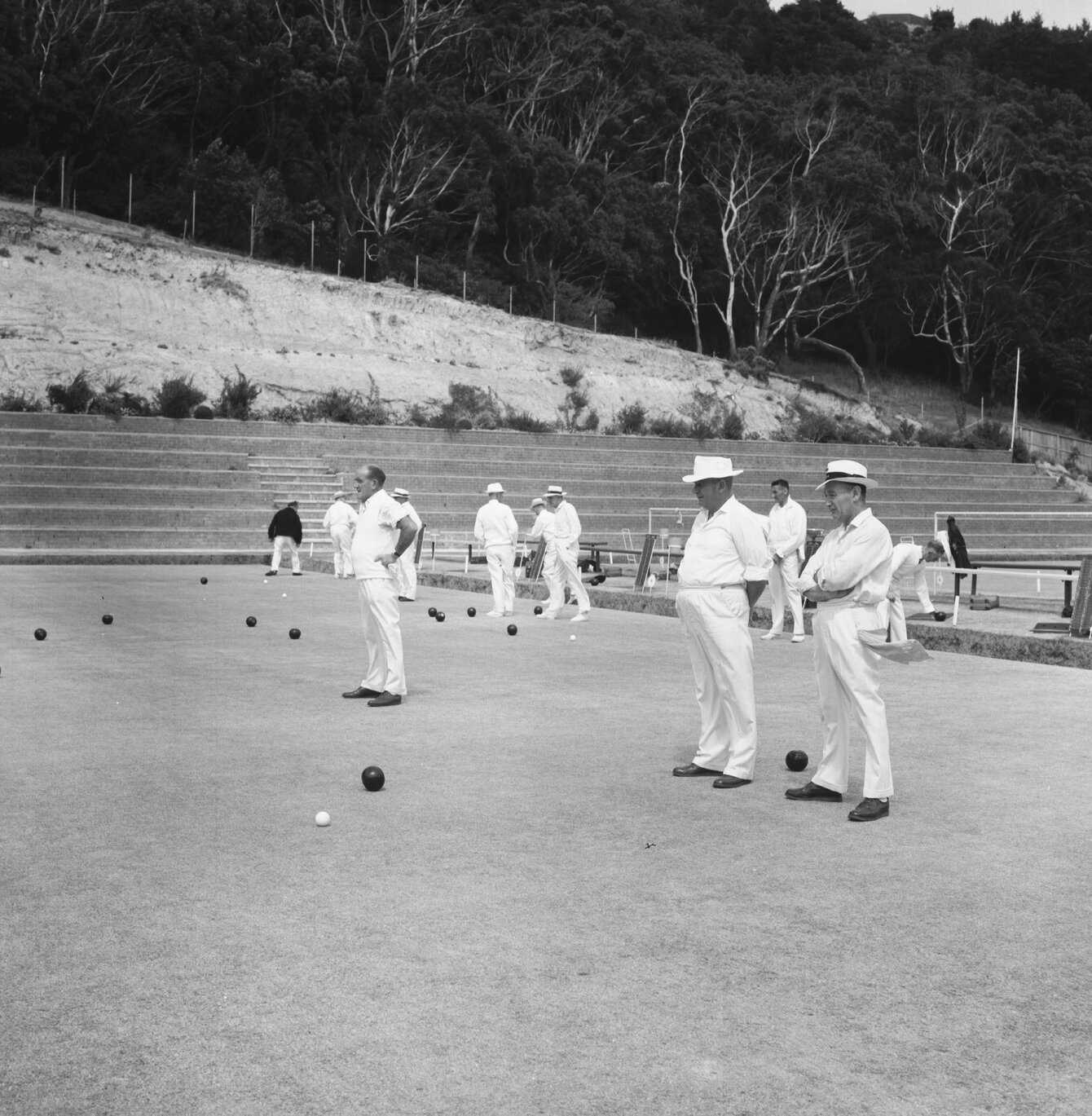 f. Bowls, Mount Victoria Club