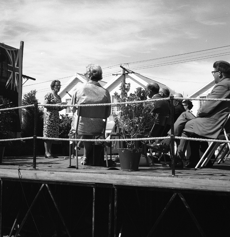 f. Nairn Street Flats, Official opening ceremony