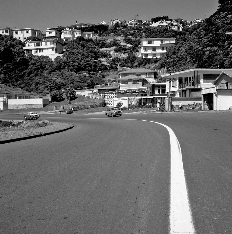 b. Evans Bay Parade