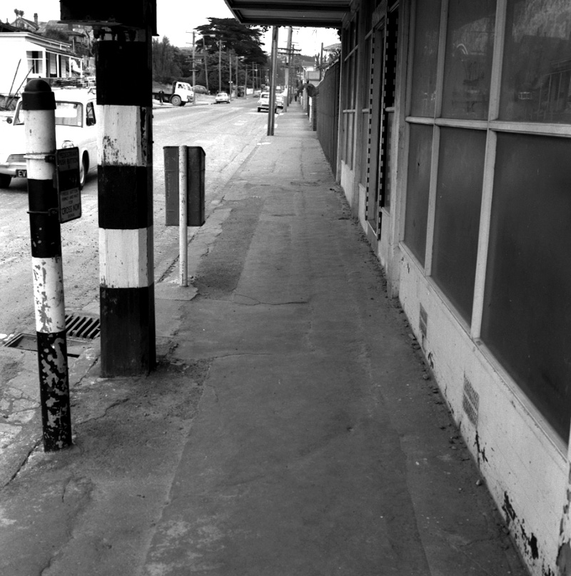 b. Footpath, Park Street and Tinakori Rd