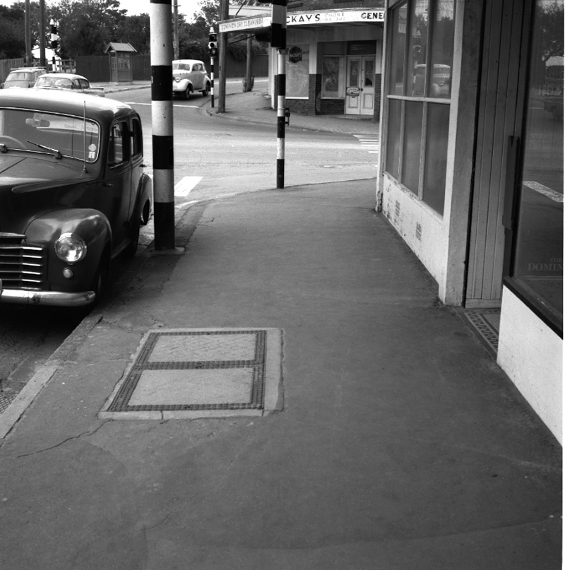 d. Footpath, Park Street and Tinakori Rd