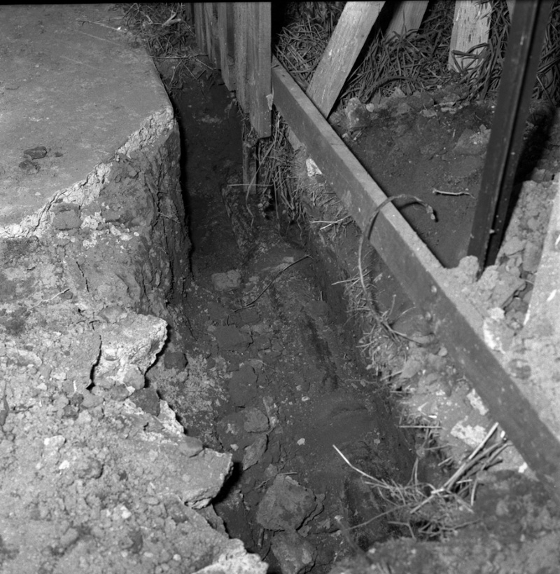 c. Drainage, No 10 Henry St