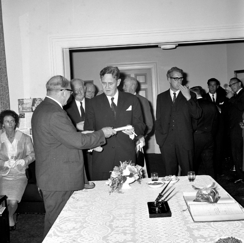 i. Reception, PM of Australia, Mr Gorton