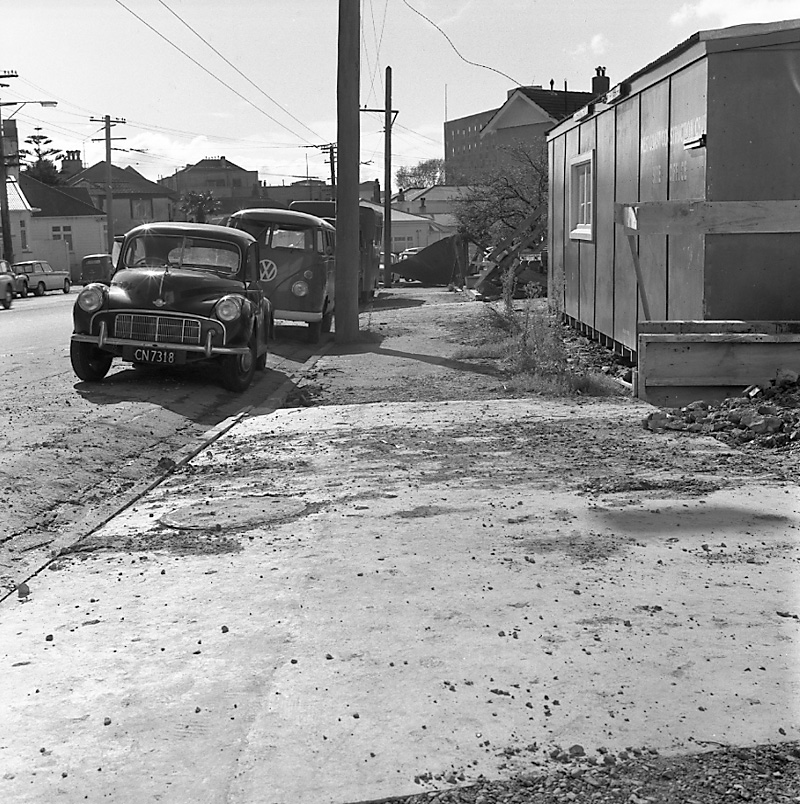e. Footpath, Brooklyn Rd-Nairn Street Flats