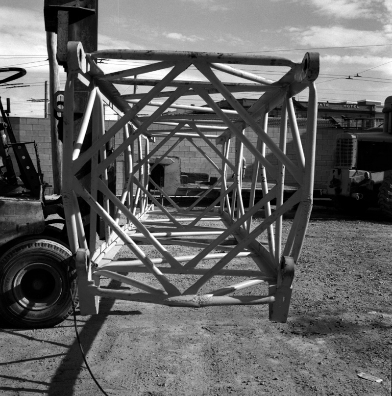 a. Crane no 55, broken jib