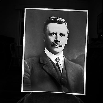 b. W H Morton, 1904-1923