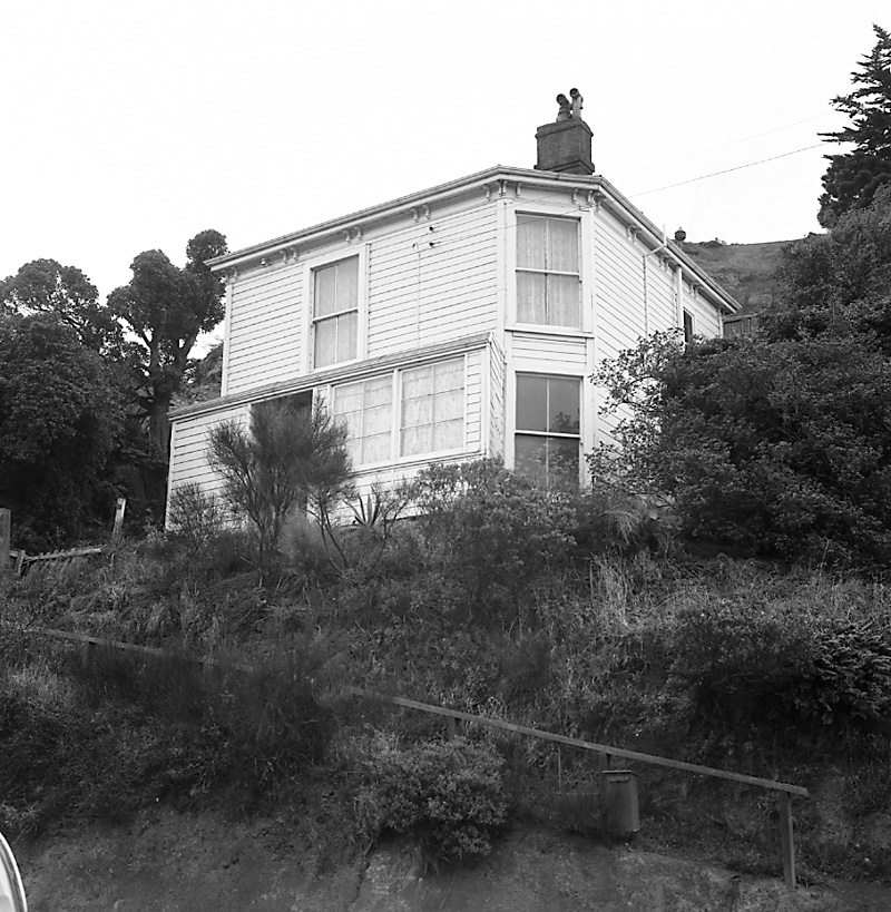 b. No 15 Ngaio Gorge Rd