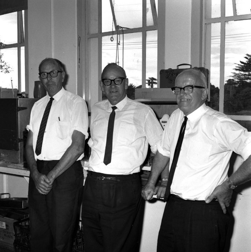 s. Milk station, Rahui