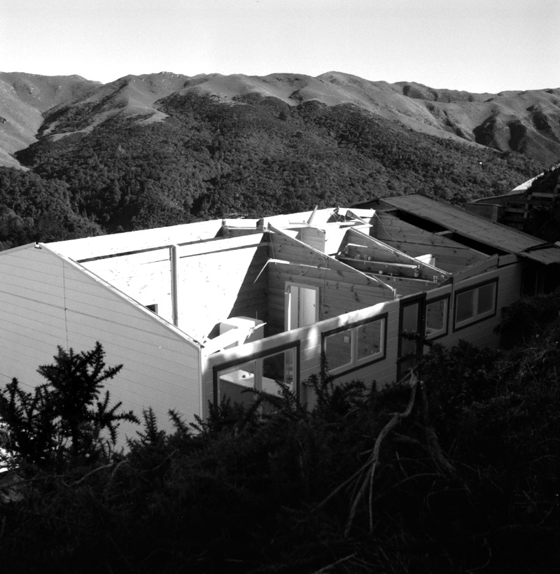 d. No 35 Bedford St, House damaged by storm