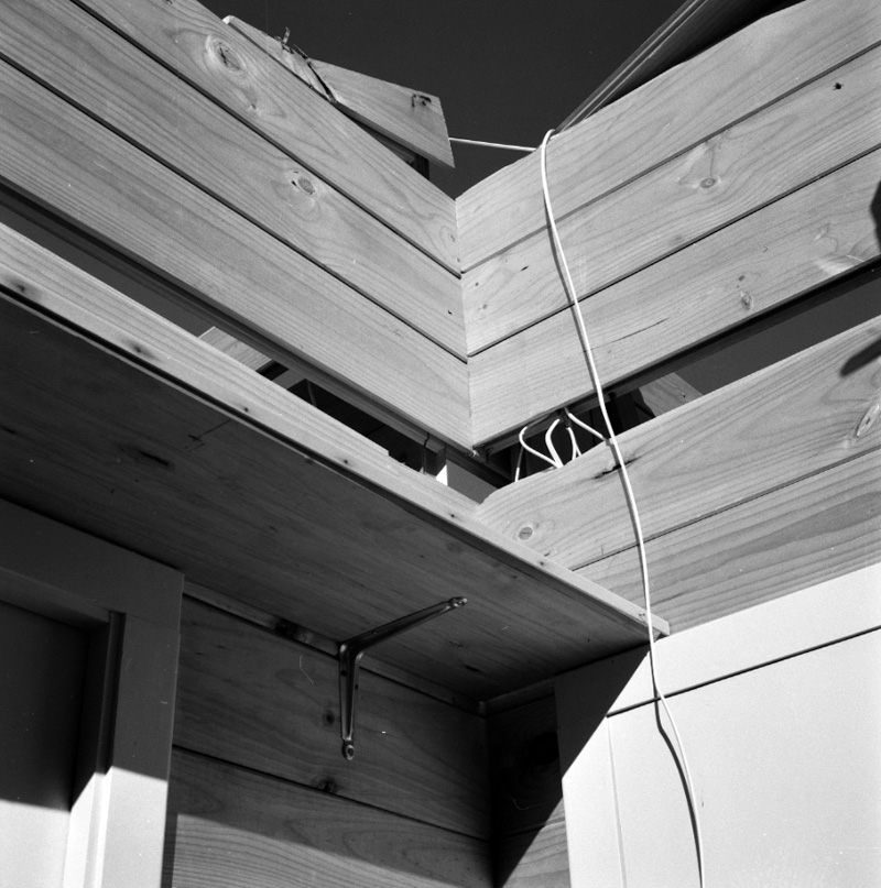 o. No 35 Bedford St, House damaged by storm