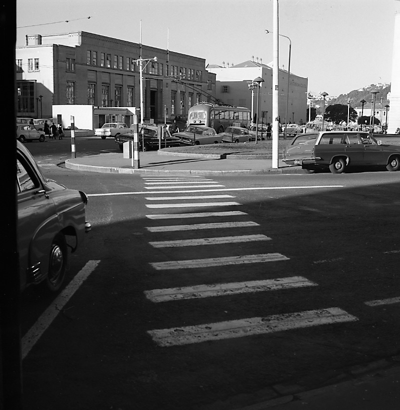 c. Crossings, Mercer and Wakefield Streets