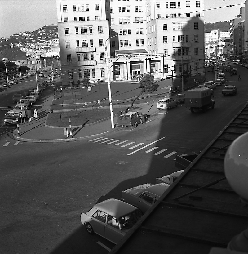 e. Crossings, Mercer and Wakefield Streets