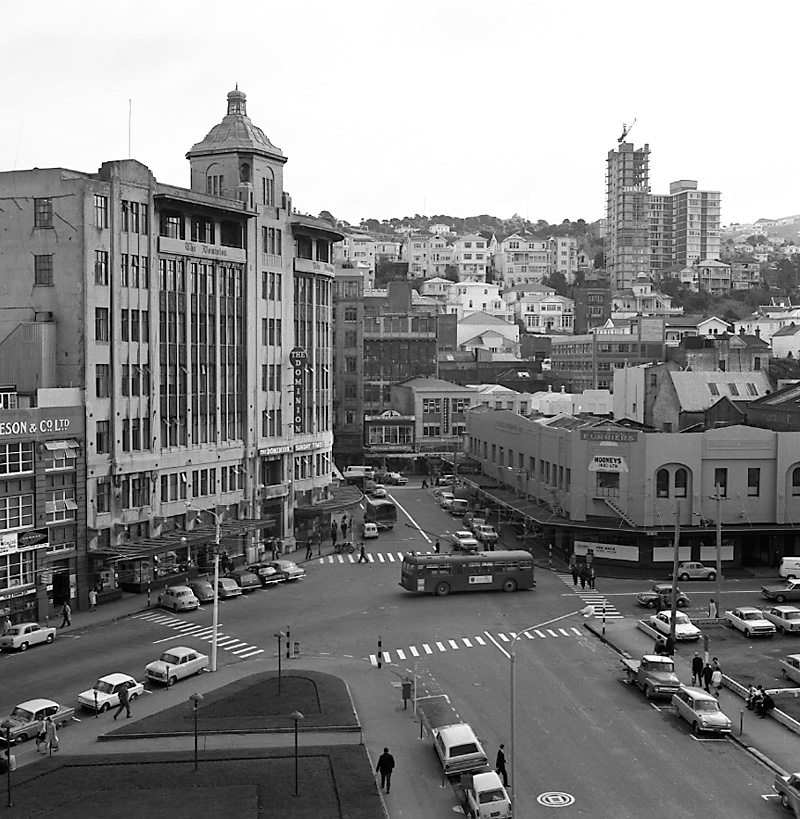 d. Crossings Mercer, Wakefield and Victoria Streets