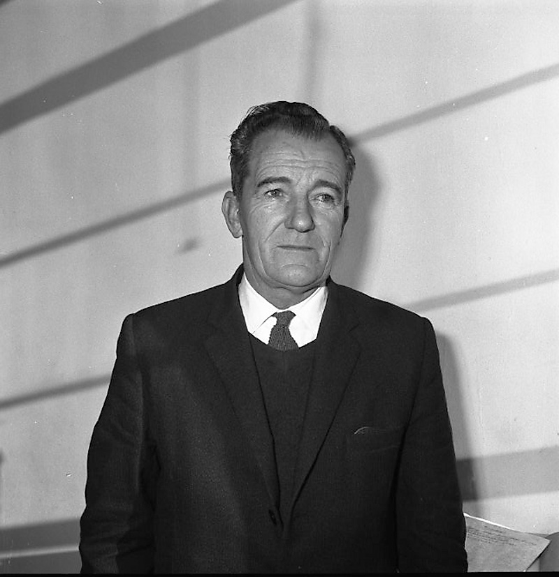 b. W Kellock, R MacGregor for Councilman