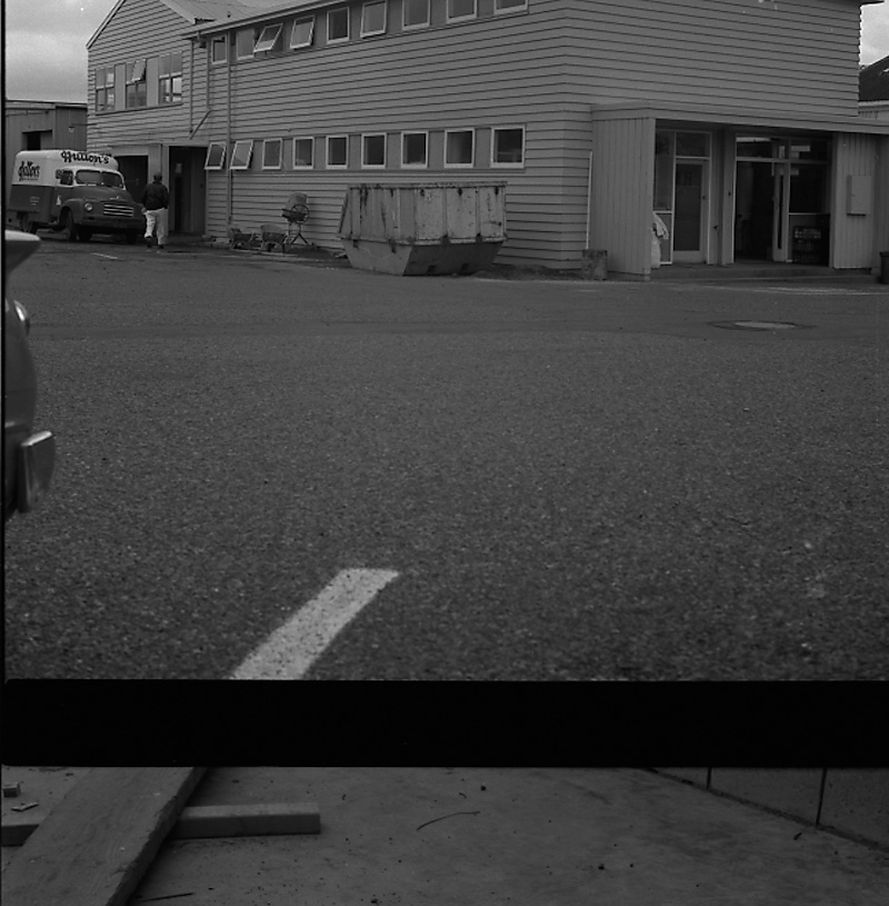 a. Airport, Kitchen extension