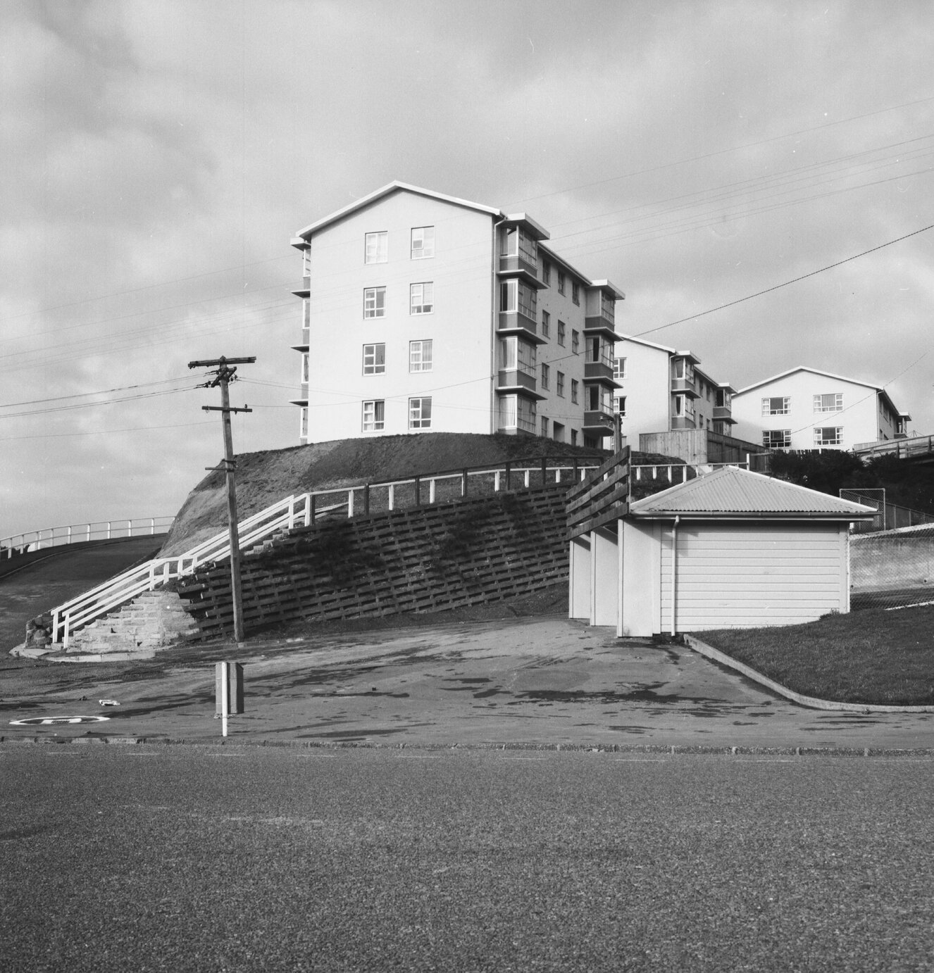 b. Hanson Street flats