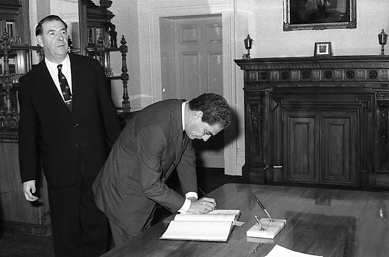 d. Visit of Rear Admiral F Piana Lara, Mexican Navy, to Sir Francis Kitts