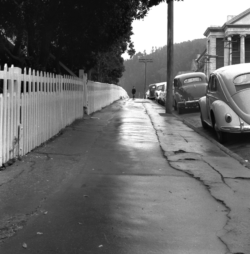 d. Footpath, Hill St