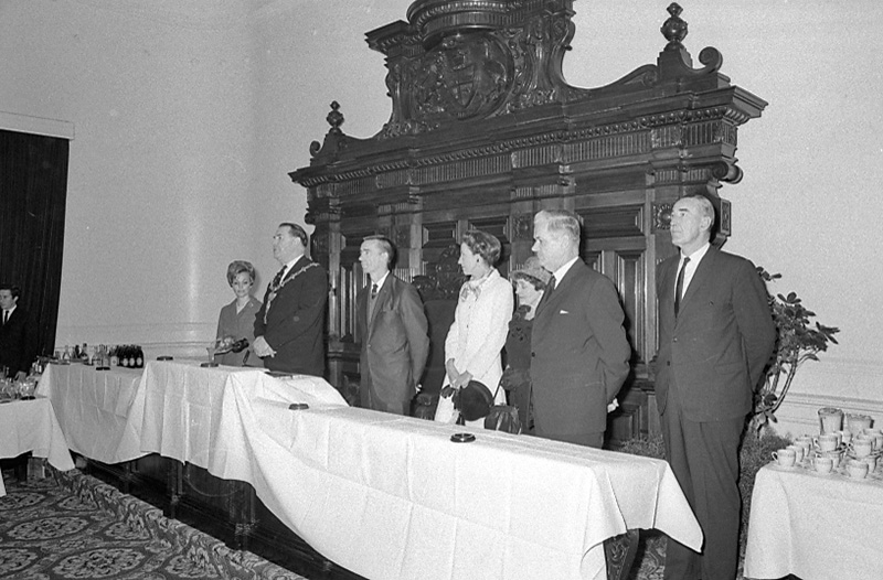 u. Reception to American Astronaut (Cunningham), Council Chambers