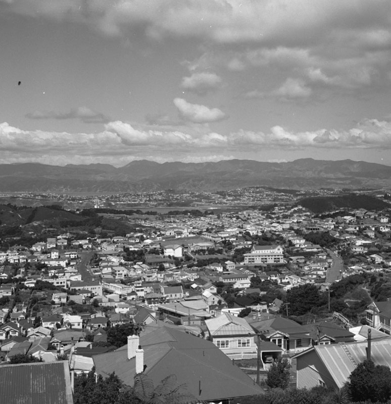 f. Views of Wellington from Fitchetts Farm