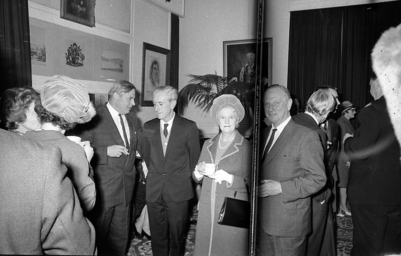 y. Reception to American Astronaut (Cunningham), Council Chambers