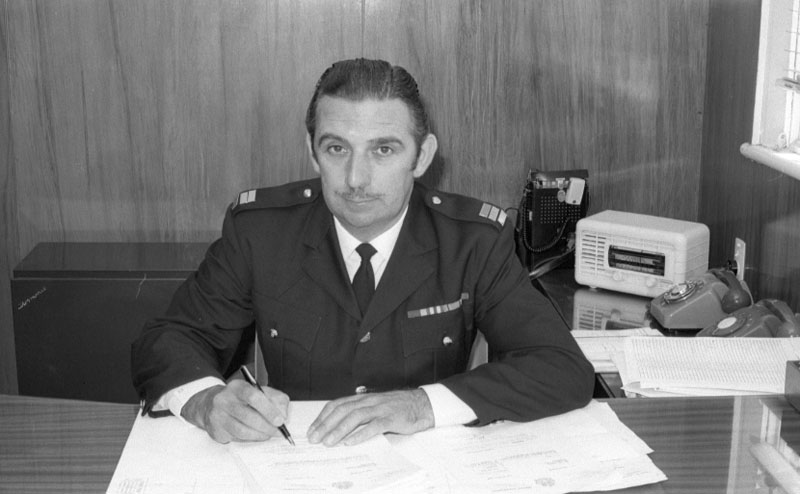 j. Traffic superintendent and secretary (Miss Dickinson)