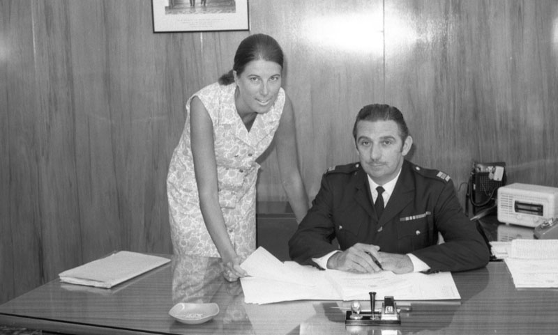 p. Traffic superintendent and secretary (Miss Dickinson)