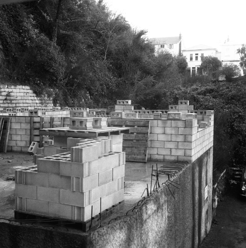 a. Adams Terrace, Parklands Flats (C Dang)