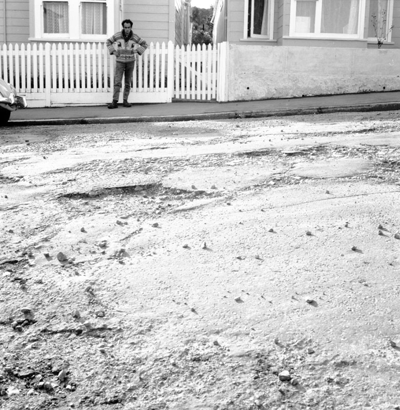 a. No 68 Waripori Street [Te Wharepōuri Street], alleged accident (Mrs M O'Connor)