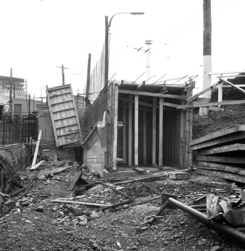 c. Pedestrian subway, Lambton Quay to Railway Station